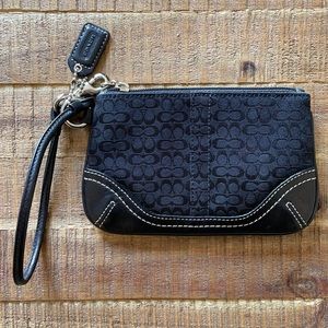 COACH Black C’s Wrist Wallet